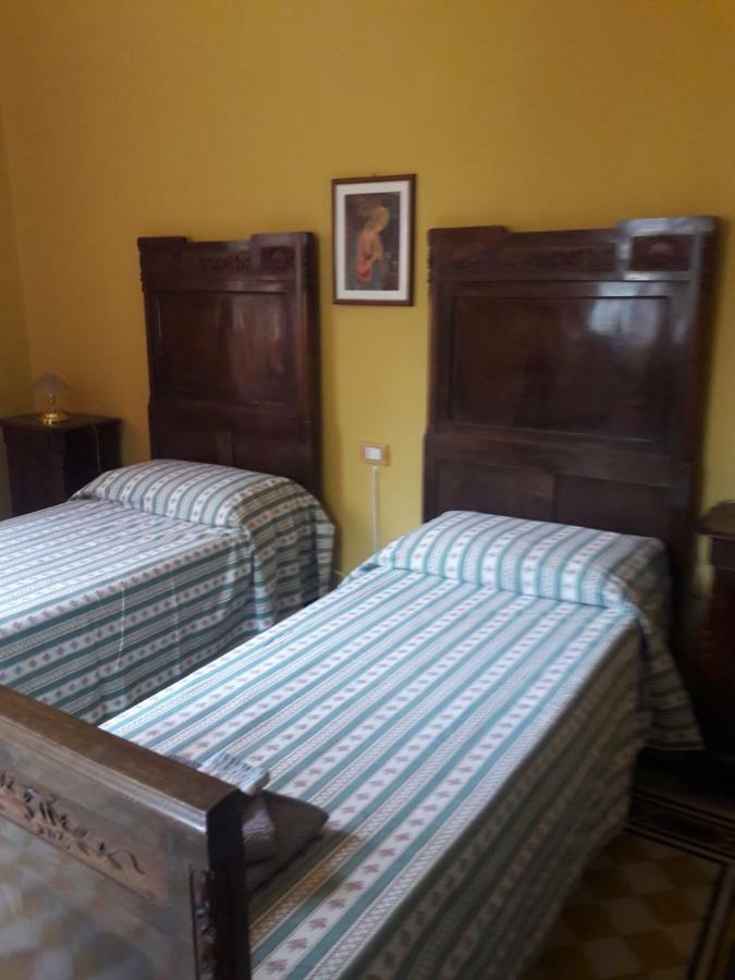 Casa Franca Daire Pettenasco Oda fotoğraf
